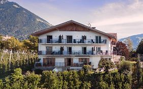 Garni Hotel Walburg
